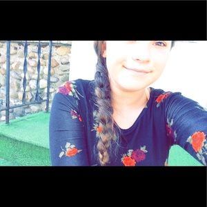 Meet your Posher, Hannah